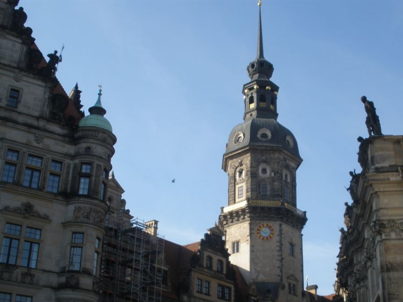 U kostela Hoffkirche