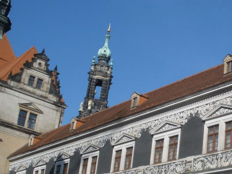 Podloubí u Muzea dopravy